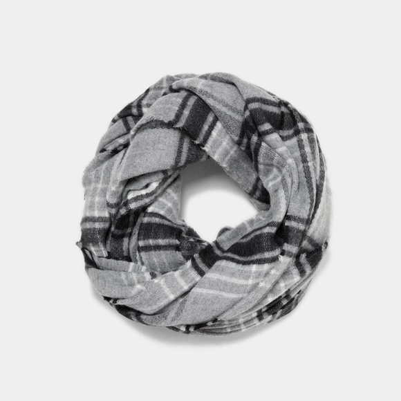 ZARA Women's Plaid Scarf:Grey - Picture 2 of 6